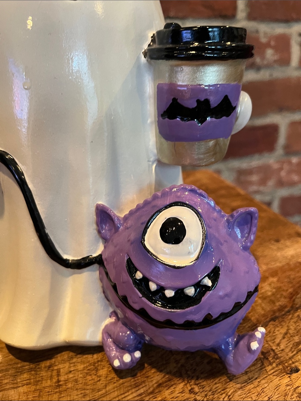 Ghost & One-Eyed Monster resin Figurine - White and Purple Home Accent - Picture 4 of 9